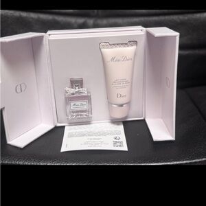 Dior Miss Dior Blooming Bouquet Set Eau de toilette and bod milk